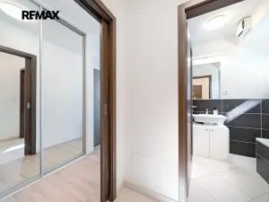 Pronájem bytu 2+kk, Praha - Hlubočepy, Hugo Haase, 55 m2