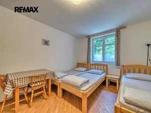 Prodej rodinného domu, Radvanice, 215 m2