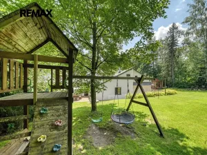 Prodej rodinného domu, Radvanice, 215 m2