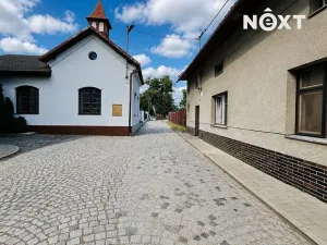 Prodej pozemku pro bydlení, Chropyně, Berniska, 689 m2