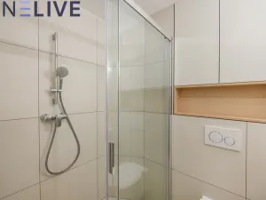 Pronájem bytu 1+kk, Praha, Krymská, 36 m2