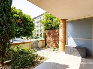 Pronájem bytu 1+kk, Praha - Dejvice, Máslova, 34 m2