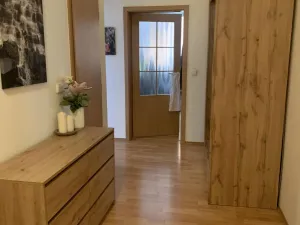 Pronájem bytu 2+kk, Opava, Krnovská, 57 m2