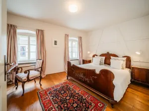 Prodej rodinného domu, Loket, 562 m2