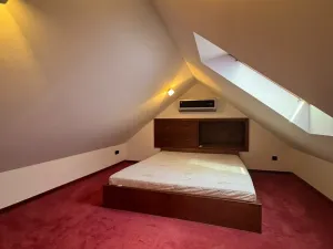 Pronájem bytu 1+kk, Chomutov, Kukaňova, 55 m2