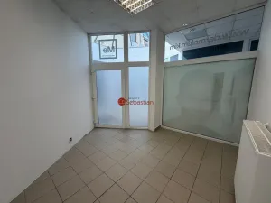 Pronájem kanceláře, Litvínov - Horní Litvínov, náměstí Míru, 66 m2