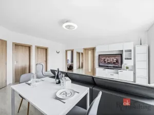 Pronájem bytu 3+kk, Chrášťany, Oranžová, 72 m2