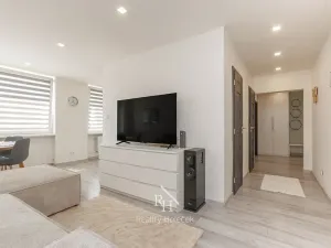 Prodej bytu 2+kk, Kladno, Anglická, 50 m2