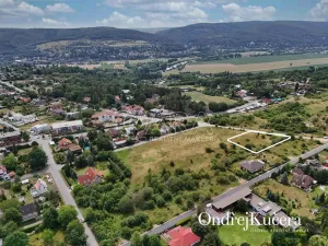 Prodej pozemku pro bydlení, Černošice, 1754 m2
