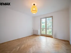 Pronájem bytu 2+1, Hradec Králové, Ladova, 56 m2
