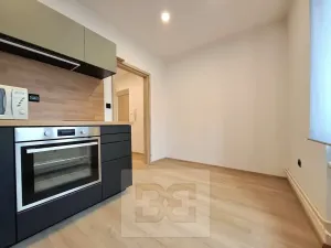 Pronájem bytu 1+1, Jaroměř, Královédvorská, 38 m2