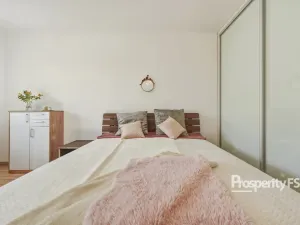 Prodej bytu 2+kk, Praha - Řeporyje, Kakosova, 42 m2
