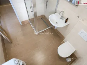 Pronájem bytu 1+kk, Praha - Březiněves, Na hlavní, 30 m2