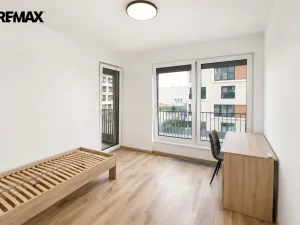 Pronájem bytu 3+kk, Praha - Hloubětín, Poděbradská, 70 m2