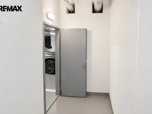 Pronájem bytu 3+kk, Praha - Hloubětín, Poděbradská, 70 m2