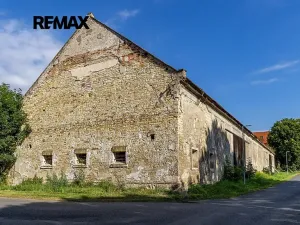 Prodej zemědělského objektu, Počedělice, 2500 m2