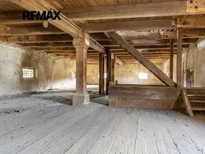 Prodej zemědělského objektu, Počedělice, 2500 m2