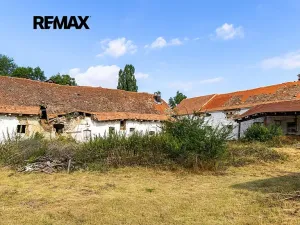 Prodej zemědělského objektu, Počedělice, 2500 m2
