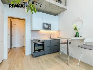 Prodej bytu 2+kk, Praha - Libeň, Novovysočanská, 45 m2