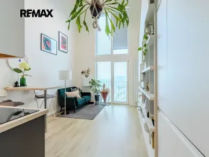 Prodej bytu 2+kk, Praha - Libeň, Novovysočanská, 45 m2