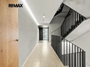 Prodej bytu 2+kk, Praha - Libeň, Novovysočanská, 45 m2