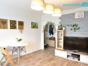 Prodej bytu 3+1, Dubá - Dřevčice, 70 m2