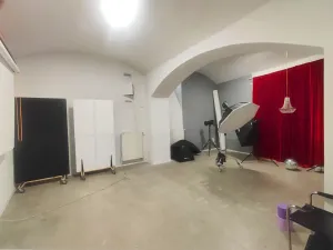 Pronájem obchodního prostoru, Praha - Košíře, Plzeňská, 120 m2