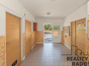 Prodej bytu 1+kk, Znojmo, U Lesíka, 33 m2