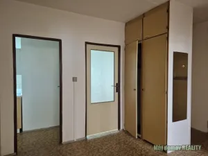 Pronájem bytu 3+1, Praha - Řepy, Na chobotě, 75 m2