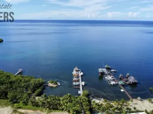 Prodej rodinného domu, French Harbour, Honduras, 185 m2