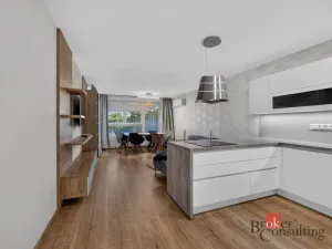 Pronájem bytu 2+kk, Praha - Modřany, Rorýsová, 66 m2
