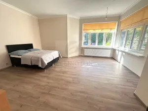 Pronájem bytu 2+kk, Karlovy Vary, Poděbradská, 61 m2