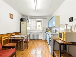 Prodej bytu 2+1, Tábor, Husinecká, 66 m2