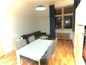 Prodej bytu 2+kk, Praha - Holešovice, Veverkova, 50 m2