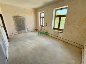 Prodej rodinného domu, Žatec, náměstí Kruhové, 497 m2