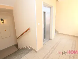 Pronájem bytu 2+kk, Praha - Vinohrady, Jana Masaryka, 78 m2