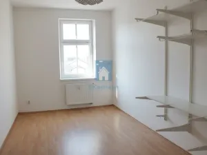 Pronájem bytu 3+kk, Plzeň, Barrandova, 67 m2