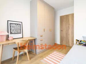 Pronájem bytu 3+1, Praha - Holešovice, Vrbenského, 62 m2