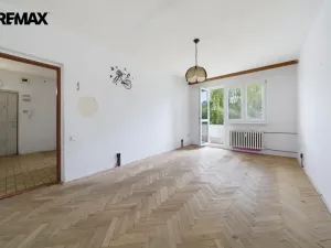 Prodej bytu 3+1, Hroznětín, Sídliště, 73 m2