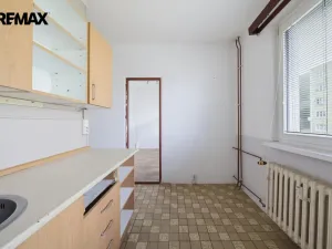 Prodej bytu 3+1, Hroznětín, Sídliště, 73 m2