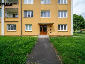 Prodej bytu 3+1, Hroznětín, Sídliště, 73 m2