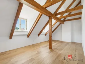 Prodej bytu 3+kk, Jince, Slavíkova, 112 m2