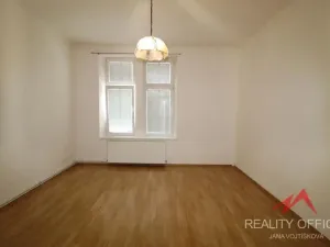 Pronájem bytu 2+kk, Děčín - Děčín II-Nové Město, Příkrá, 45 m2