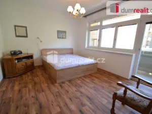 Pronájem bytu 2+kk, Praha - Vršovice, Kišiněvská, 53 m2