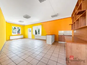 Prodej rodinného domu, Plesná, 5. května, 185 m2