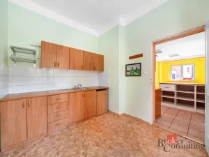 Prodej rodinného domu, Plesná, 5. května, 185 m2
