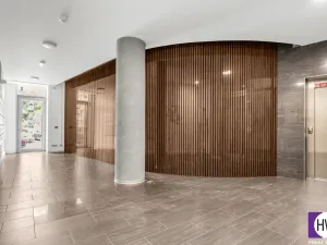 Prodej atypického bytu, Praha, Suchdolské náměstí, 14 m2