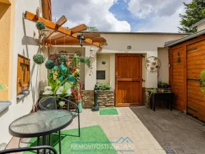 Prodej rodinného domu, Hluboké Mašůvky, 80 m2