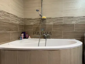 Prodej bytu 3+1, Hrádek - Nová Huť, 1. máje, 67 m2