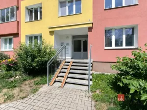 Prodej bytu 3+1, Toužim, Sídliště, 67 m2
